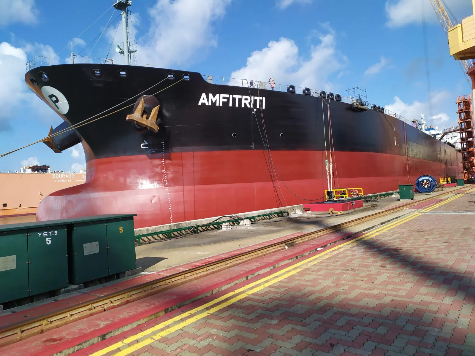 Amfitriti (Super Tanker)jpg